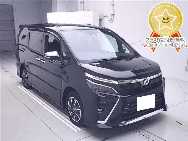 TOYOTA VOXY 2020
