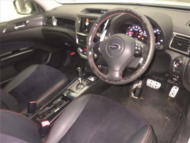 SUBARU EXIGA 2013