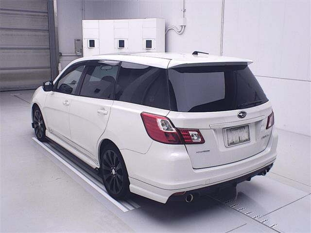 SUBARU EXIGA 2013