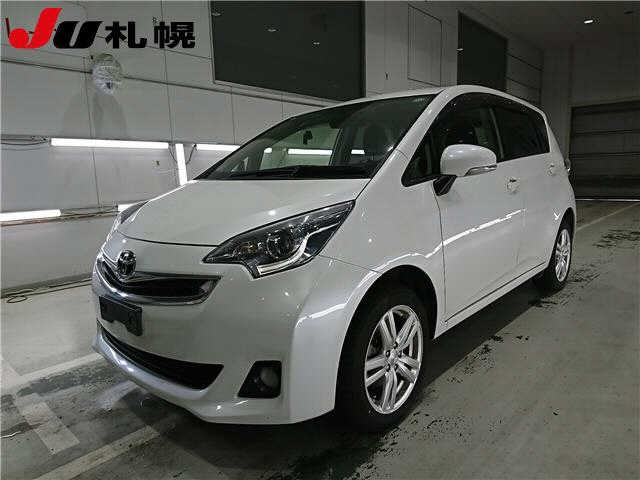 TOYOTA RACTIS 2014