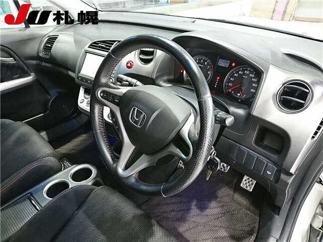 HONDA STREAM 2010