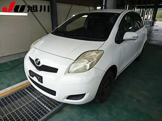 TOYOTA VITZ 2009