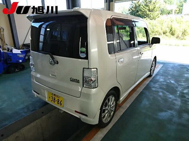 DAIHATSU MOVE CONTE 2015