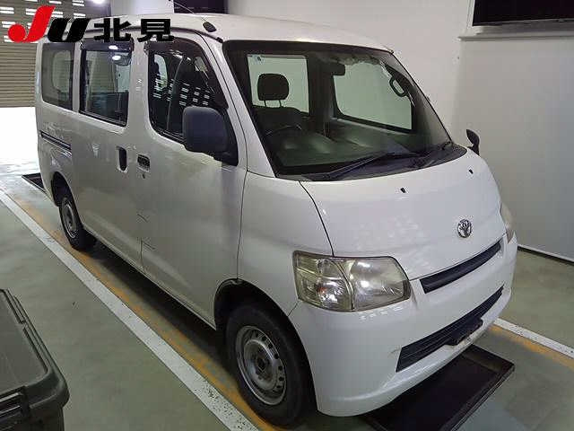 TOYOTA TOWN ACE VAN 2015