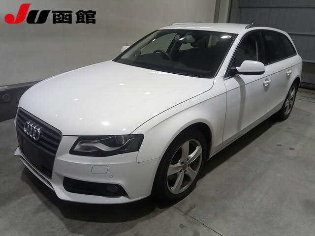AUDI A4 2010