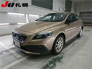 VOLVO V40 2014