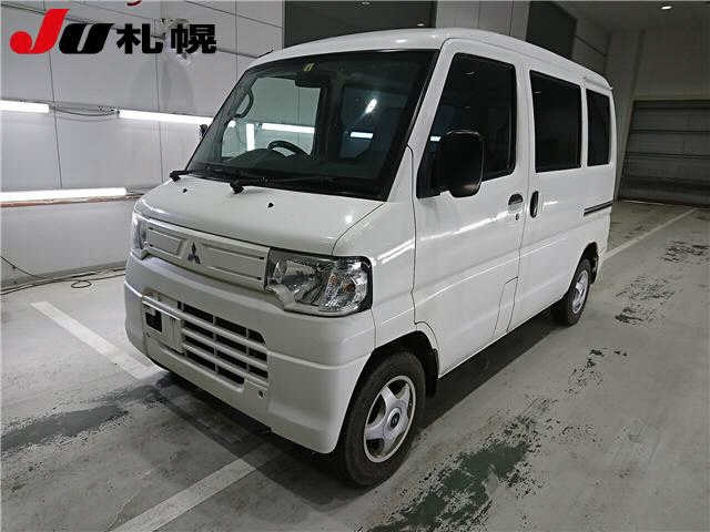 MITSUBISHI MINICAB VAN 2013