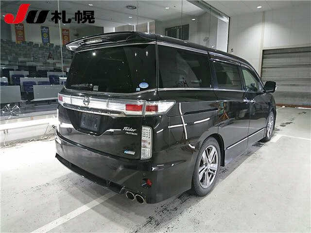 NISSAN ELGRAND 2011