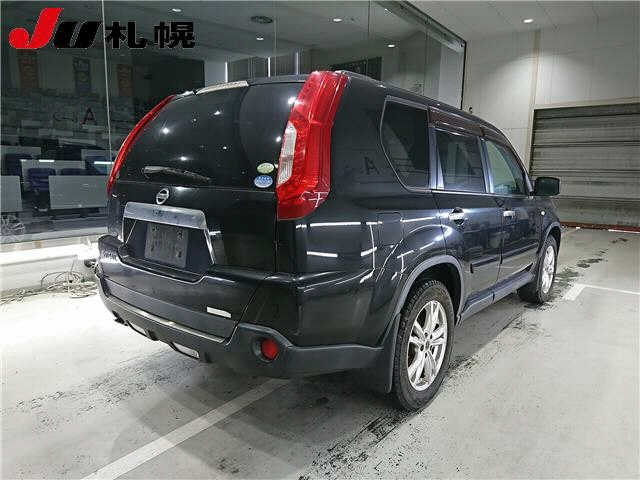 NISSAN X-TRAIL 2011