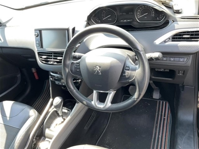 PEUGEOT 2008 2016