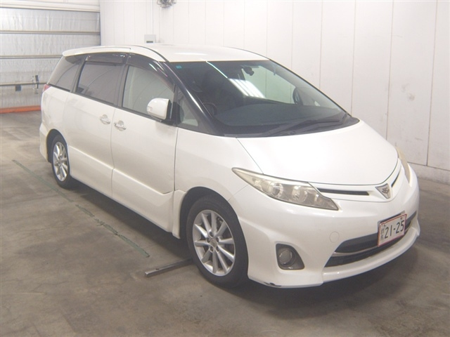 TOYOTA ESTIMA 2011