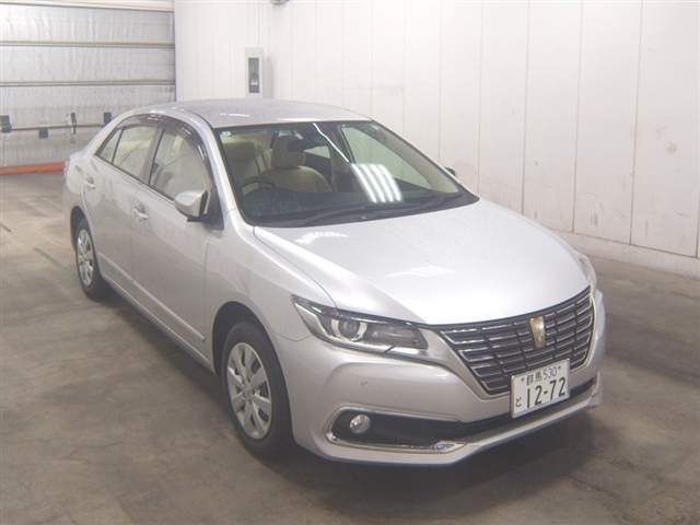 TOYOTA PREMIO 2019