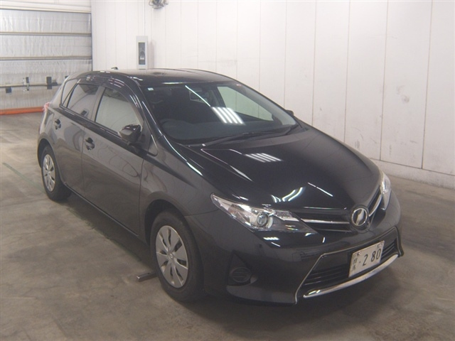 TOYOTA AURIS 2014