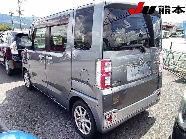 DAIHATSU WAKE 2014