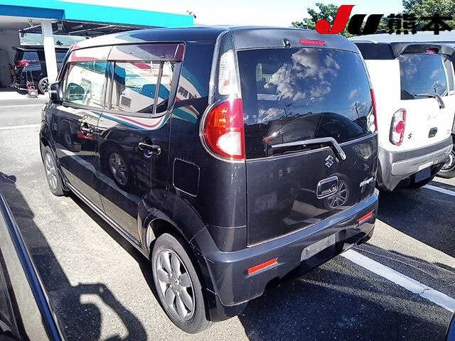 SUZUKI MRWAGON 2011