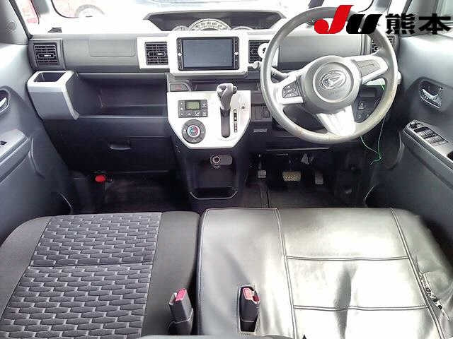 DAIHATSU WAKE 2014