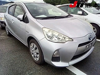 TOYOTA AQUA 2014