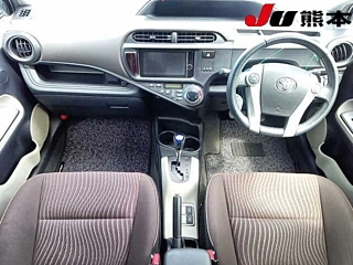 TOYOTA AQUA 2012