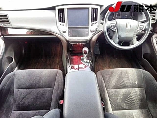 TOYOTA CROWN 2016