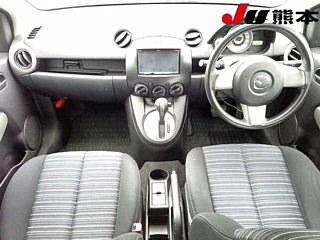 MAZDA DEMIO 2010
