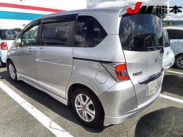 HONDA FREED 2014