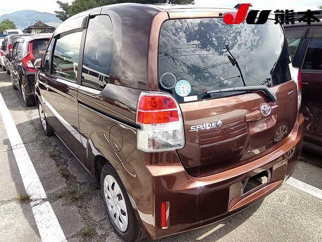 TOYOTA SPADE 2013