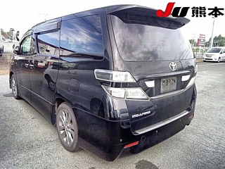 TOYOTA VELLFIRE 2010