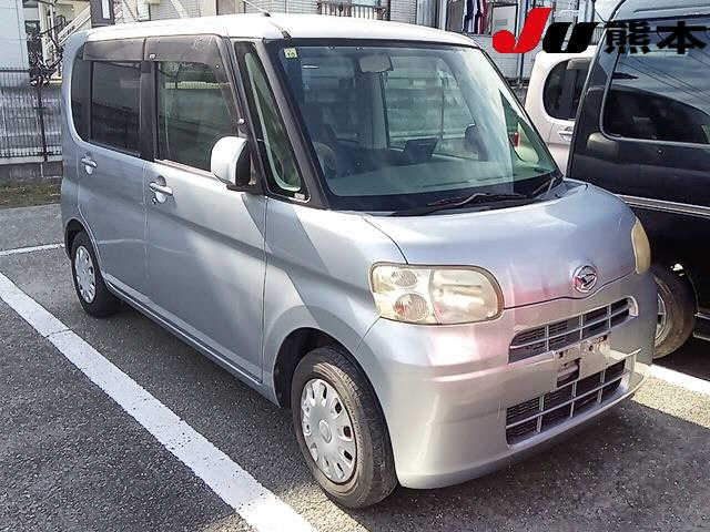 DAIHATSU TANTO 2010