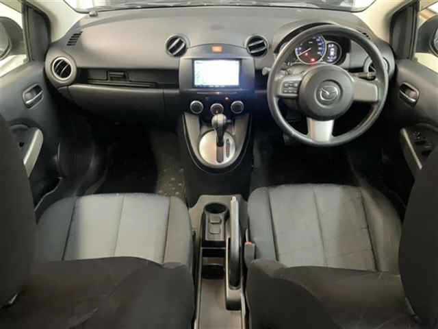 MAZDA DEMIO 2012