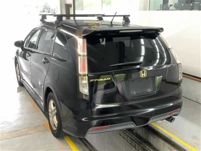 HONDA STREAM 2012