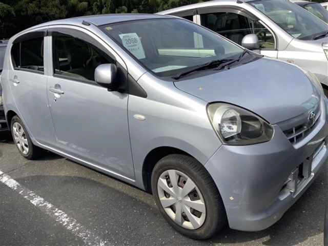 TOYOTA PIXIS EPOCH 2012
