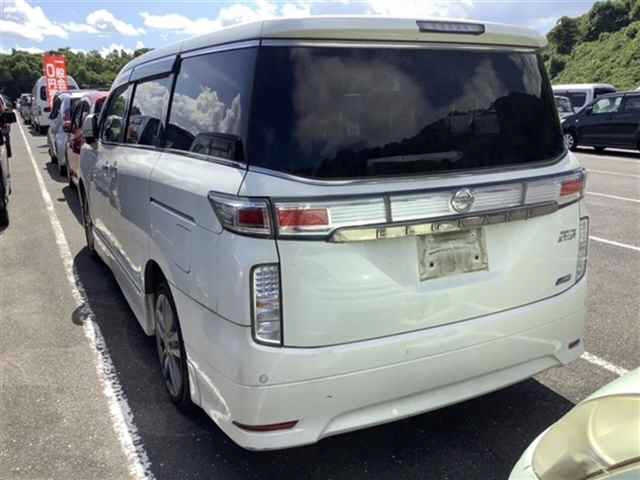 NISSAN ELGRAND 2013