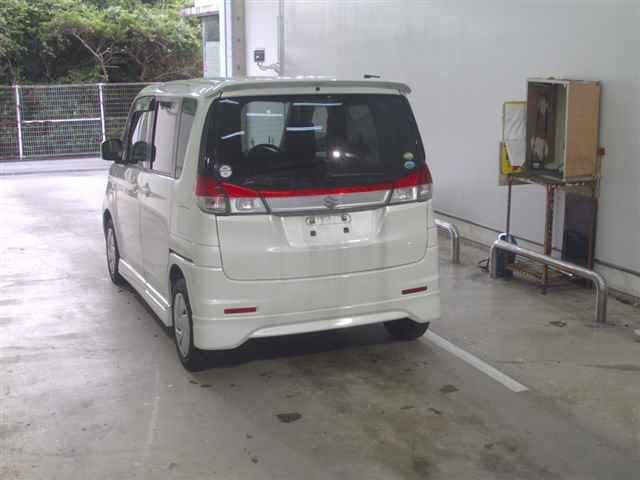 SUZUKI SOLIO 2013
