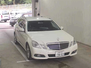 MERCEDES BENZ E CLASS WAGON 2010