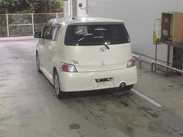 TOYOTA BB 2008