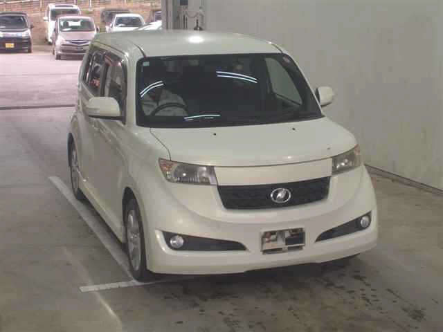 TOYOTA BB 2008