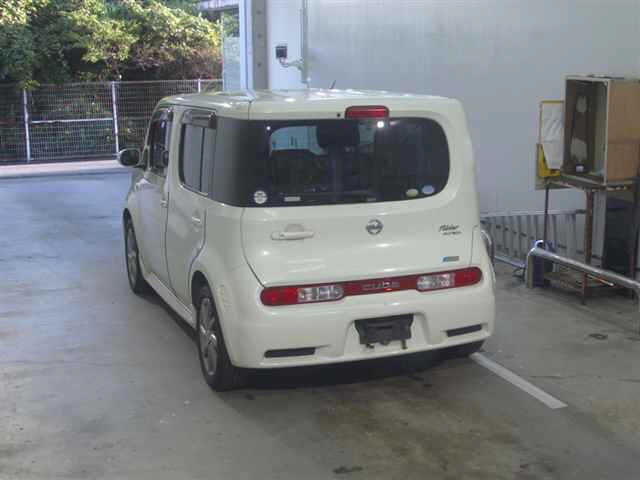 NISSAN CUBE 2012
