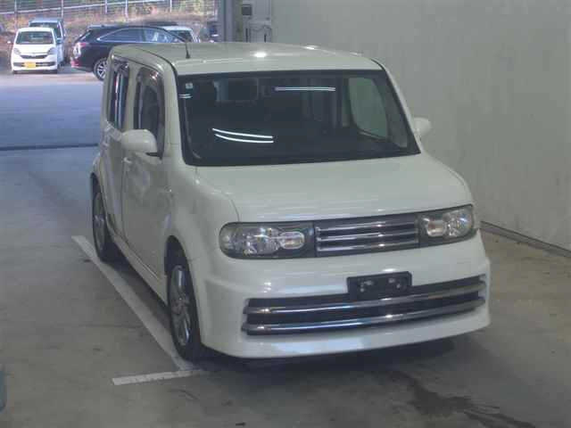 NISSAN CUBE 2012