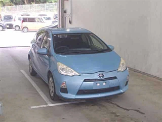 TOYOTA AQUA 2012