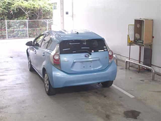 TOYOTA AQUA 2012