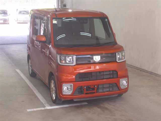 DAIHATSU WAKE 2019