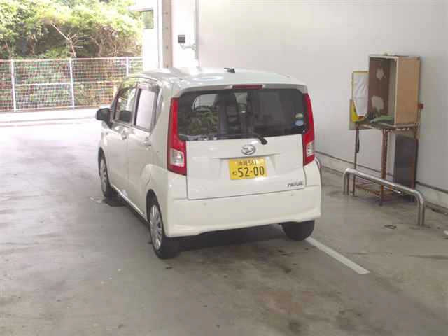 DAIHATSU MOVE 2015