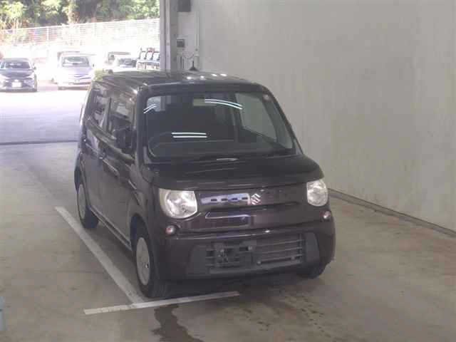 SUZUKI MRWAGON 2011
