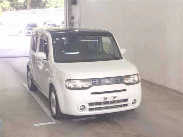 NISSAN CUBE 2010