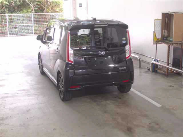 DAIHATSU MOVE 2015
