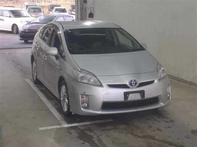 TOYOTA PRIUS 2010