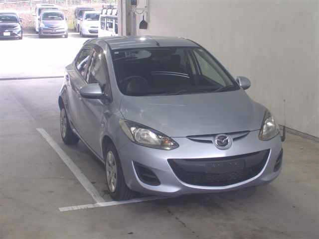 MAZDA DEMIO 2013