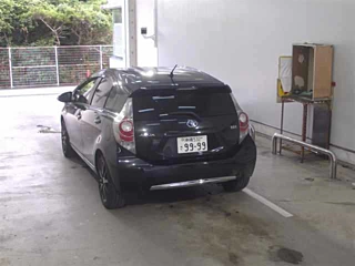 TOYOTA AQUA 2012