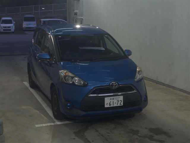 TOYOTA SIENTA 2016