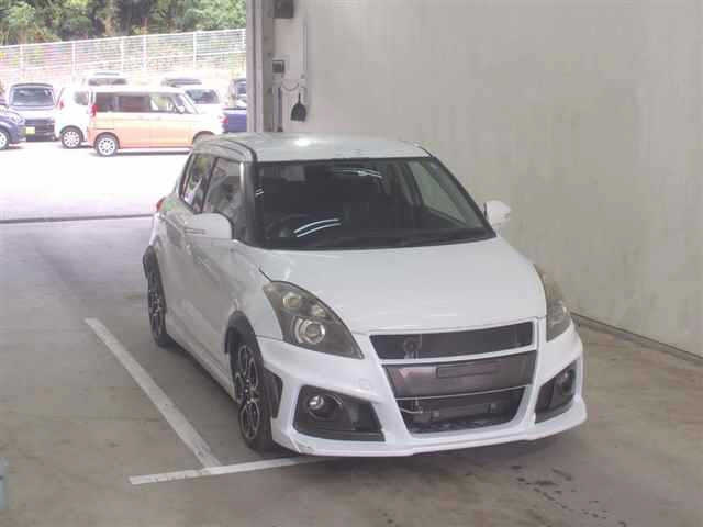 SUZUKI SWIFT 2013